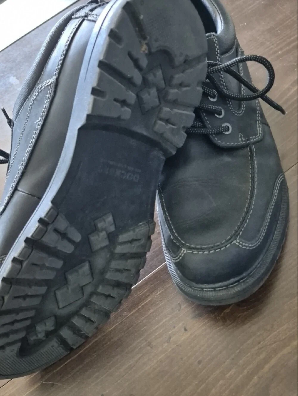 Dockers Men's Black Lace-Up Boat Shoes with Contrast Stitching